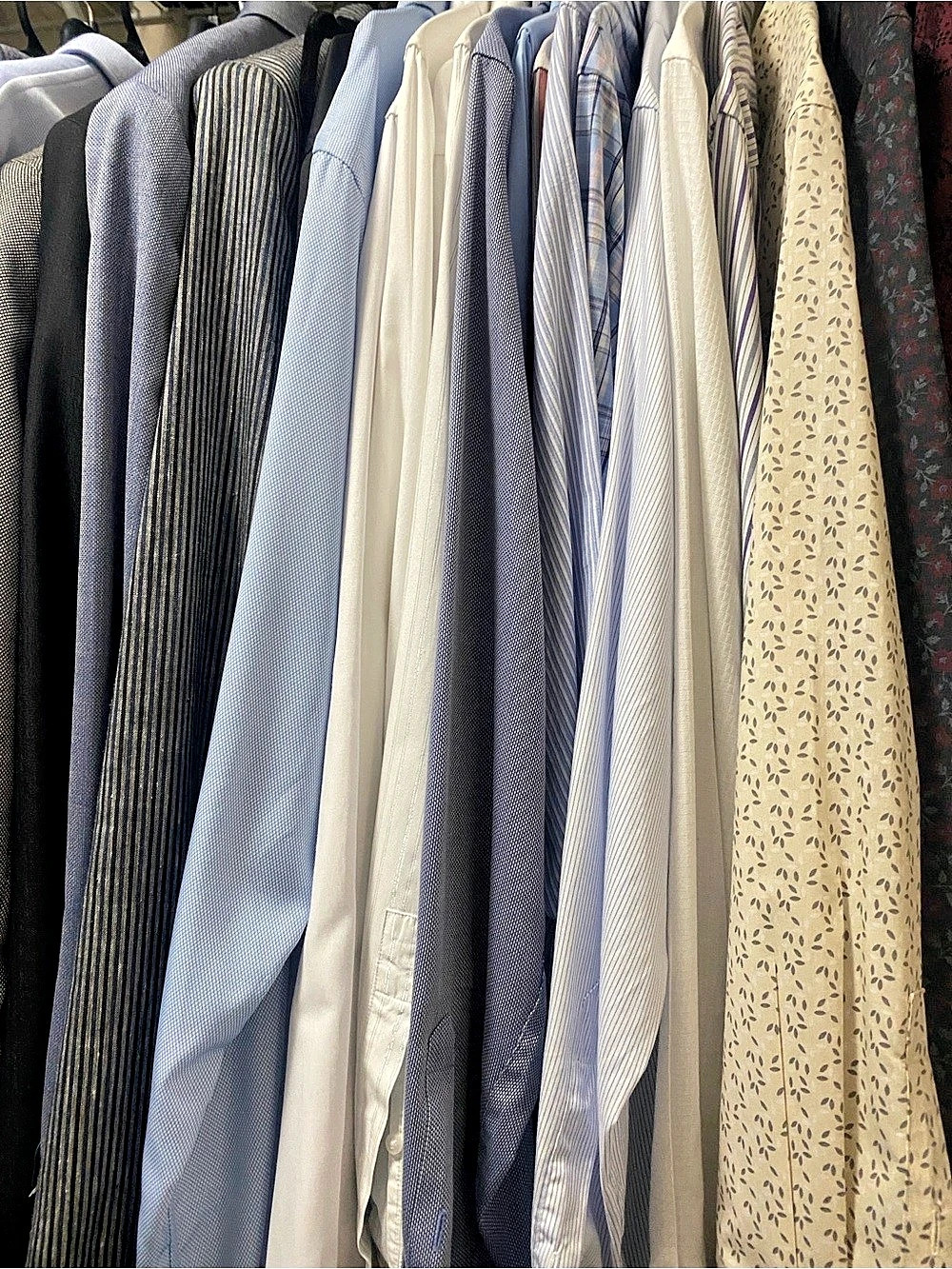 MYSTERY BAG 📦 - Men’s Dress Shirts - Medium - Gently Loved & Always Pressed 👔